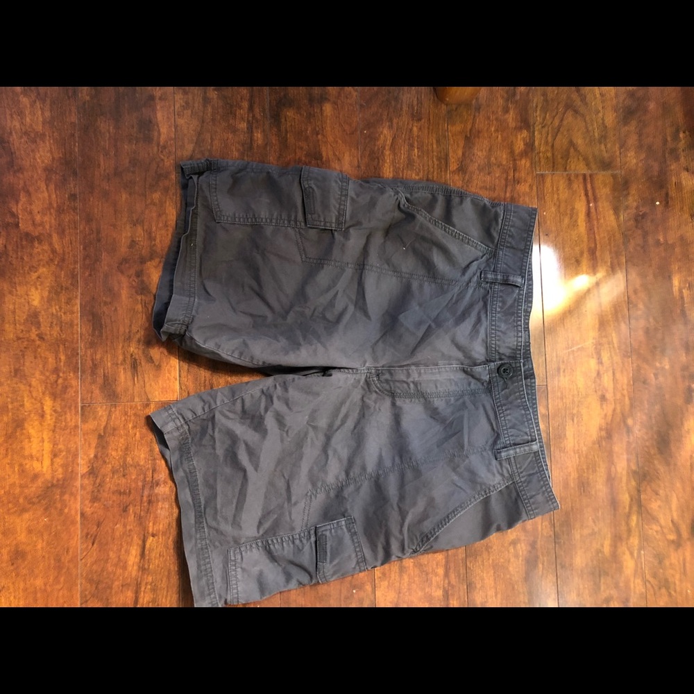 Columbia cargo shorts
